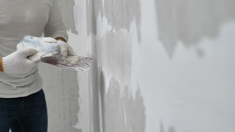 Wallpaper Removal and Painting in Fayette, MS